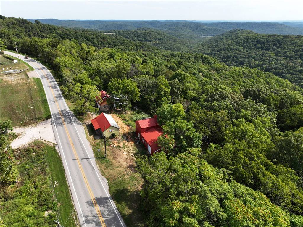 Eureka Springs, AR 72631,21664 Highway 62