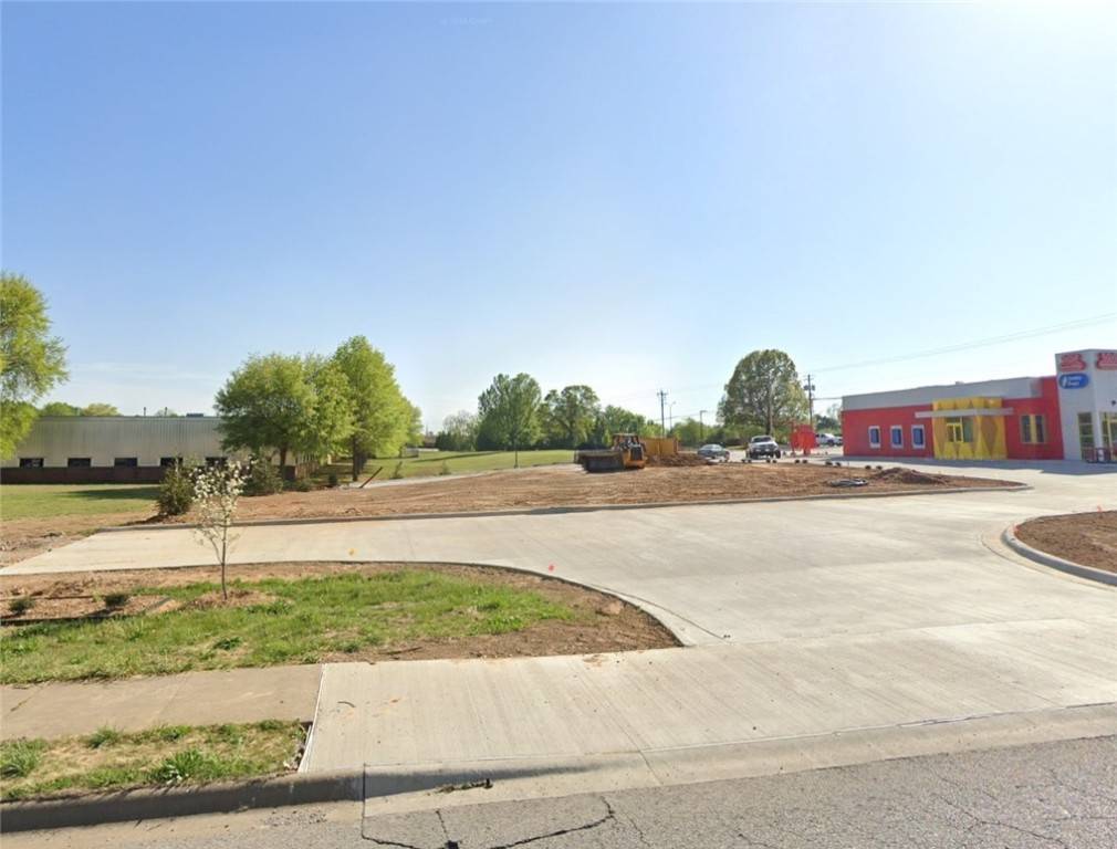 Siloam Springs, AR 72761,03-07026-001 W Hwy 412