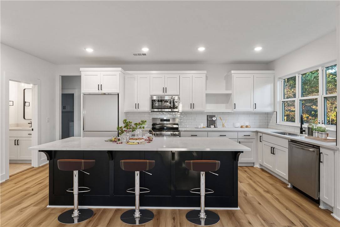 Bella Vista, AR 72714,3 Fulwood Ln