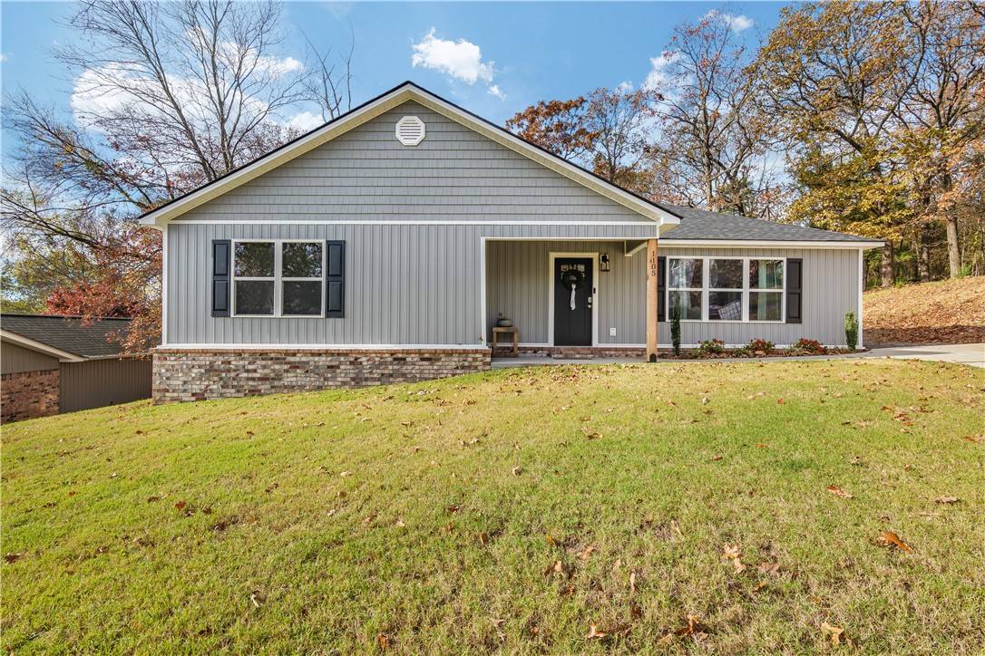 Van Buren, AR 72956,1105 N 21st St