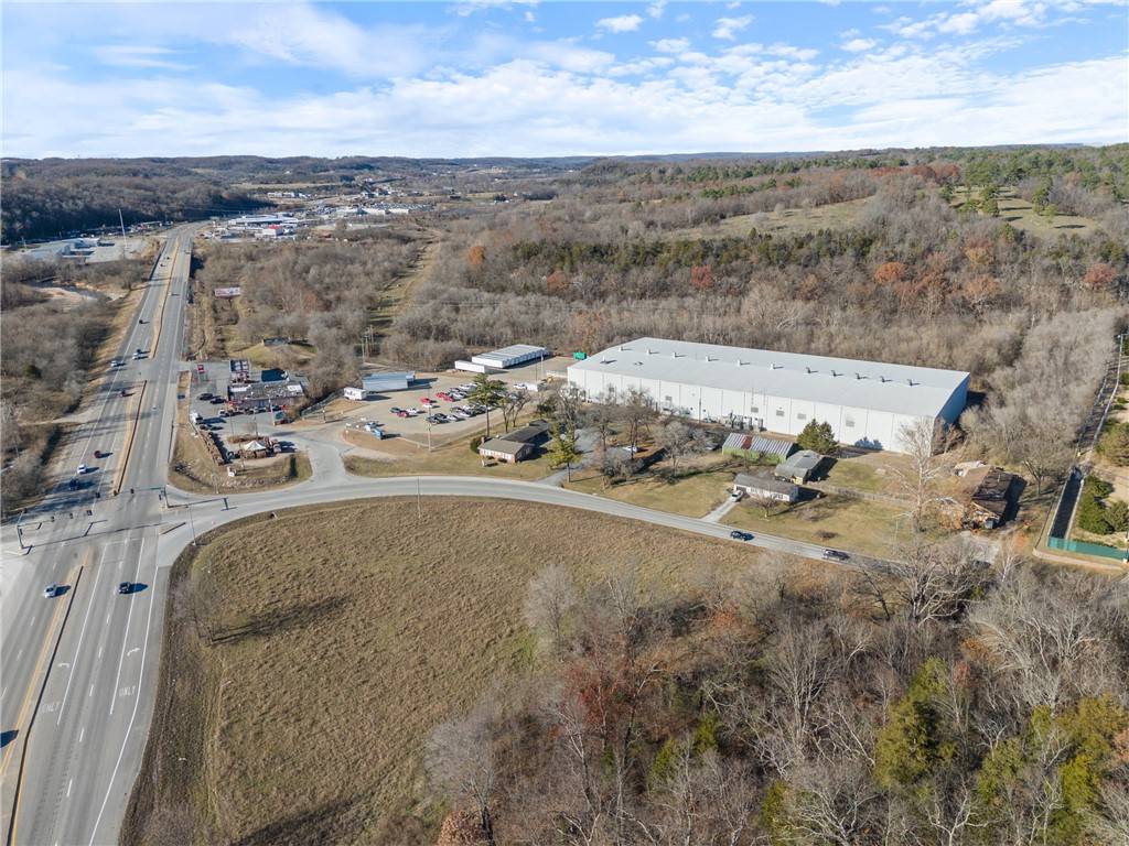 Pineville, MO 64856,111 Bear Hollow