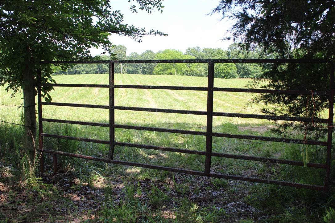 Gainesville, MO 65655,000 CR 543