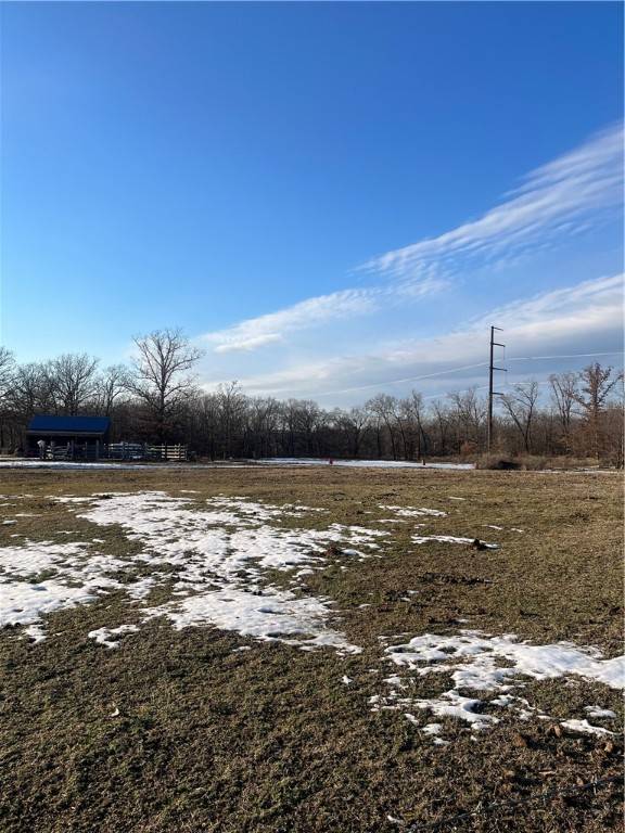 Gravette, AR 72736,14776 Bethlehem Rd