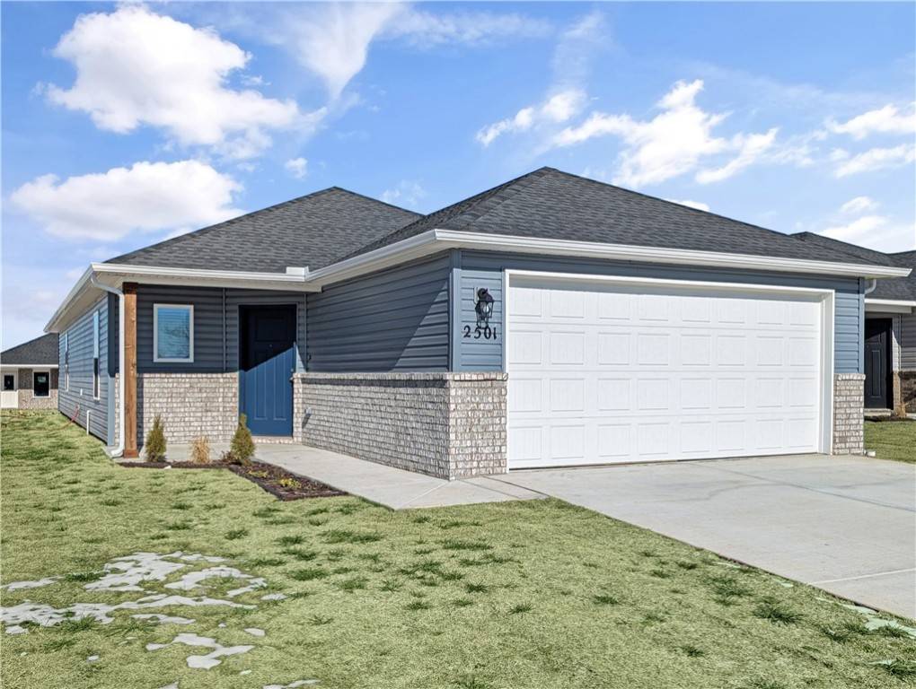 Siloam Springs, AR 72761,2501 E Fox Meadow St