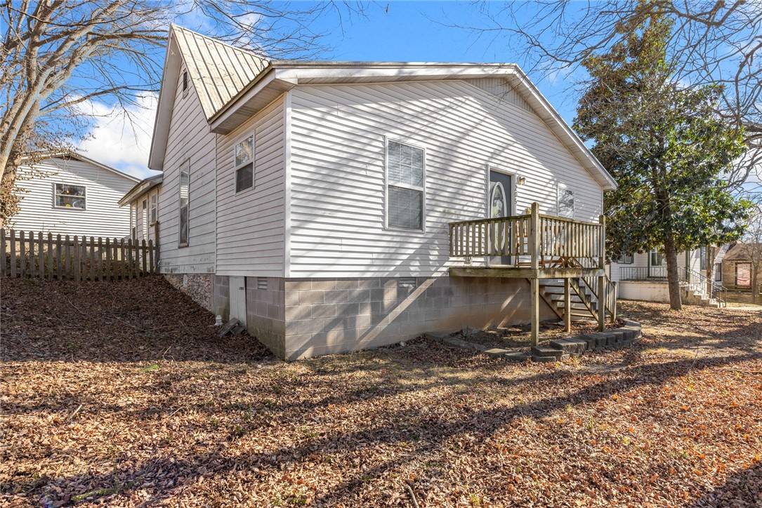 Harrison, AR 72601,205 N Cherry St