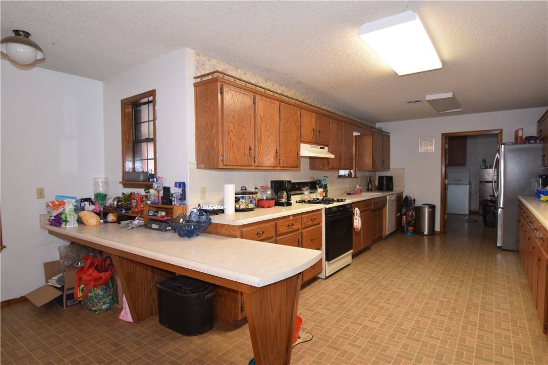 Rogers, AR 72758,1355 Pleasant Grove Rd