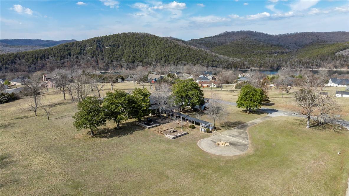 Holiday Island, AR 72631,123 Shields Dr