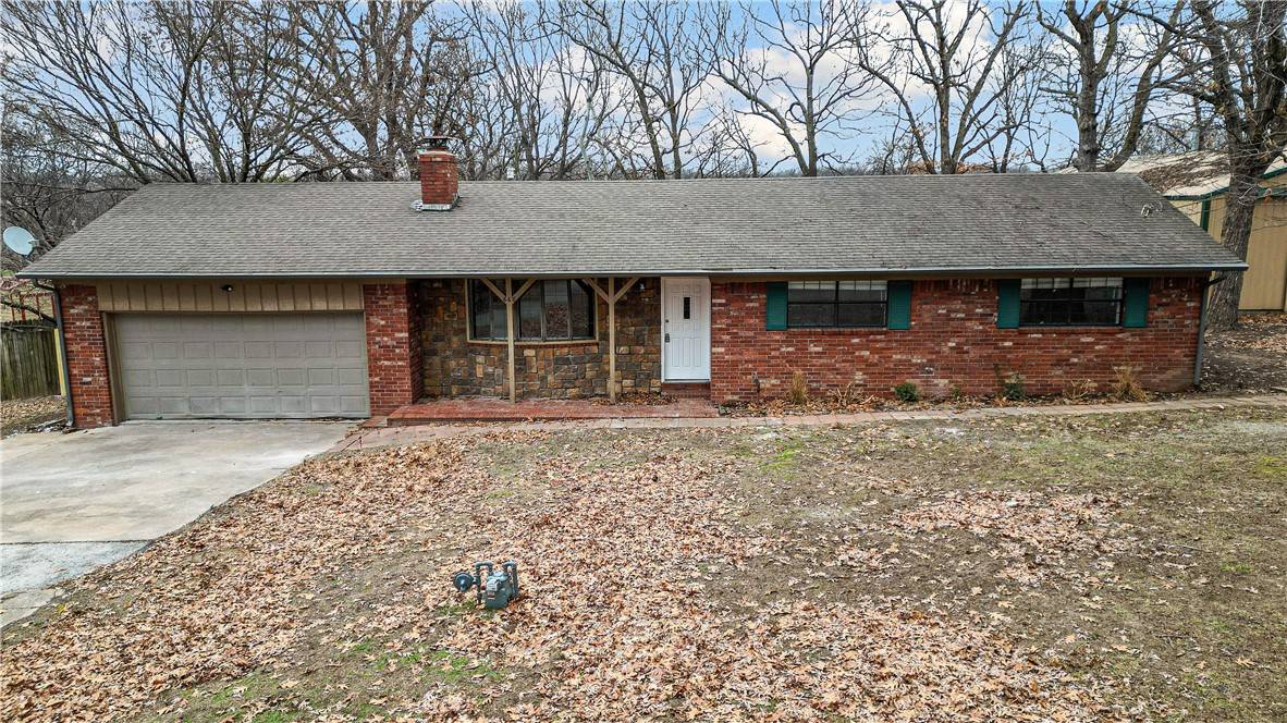Decatur, AR 72722,668 Park St