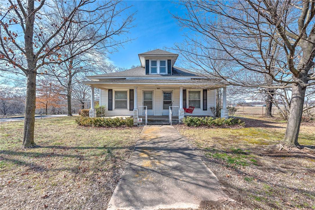 Decatur, AR 72722,311 W Charley St