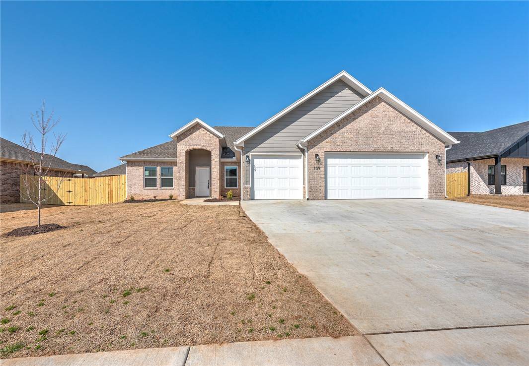 Farmington, AR 72730,109 N Adler Ave