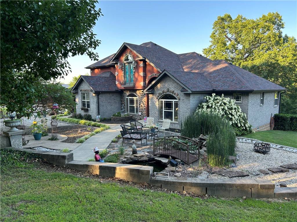 Gravette, AR 72736,13040 Riders Ln