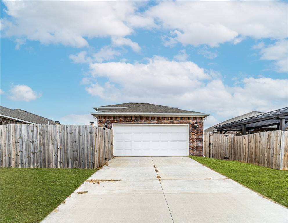 Bentonville, AR 72713,6609 SW Warrington Rd
