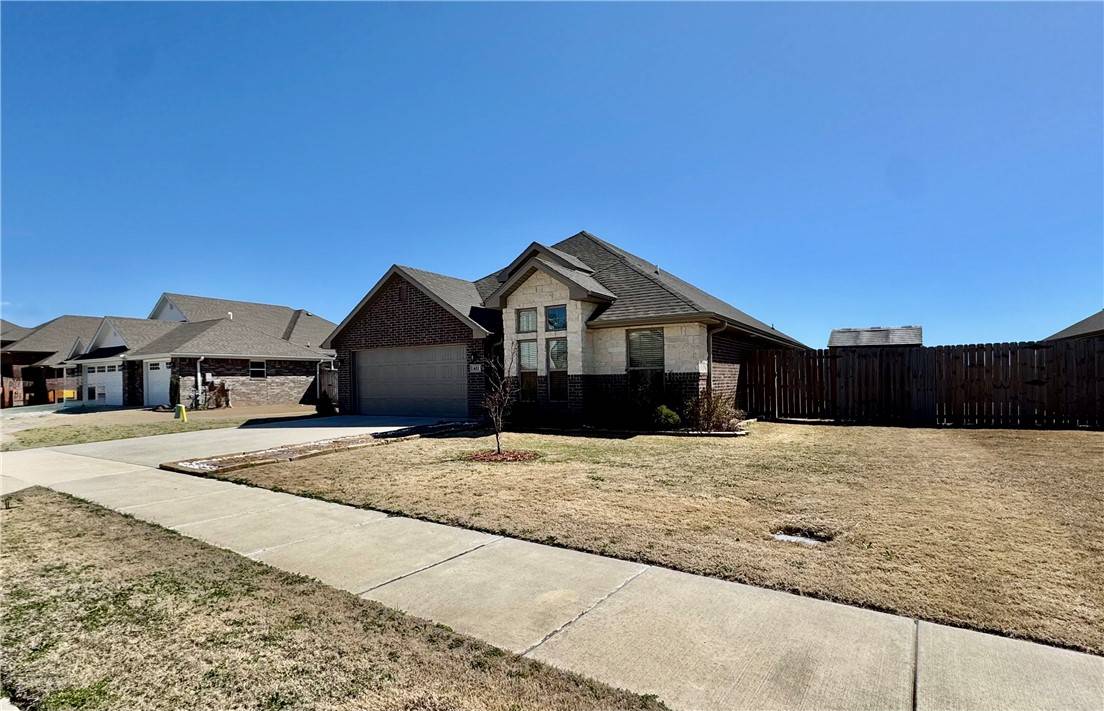 Bentonville, AR 72712,631 Braeburn Ct