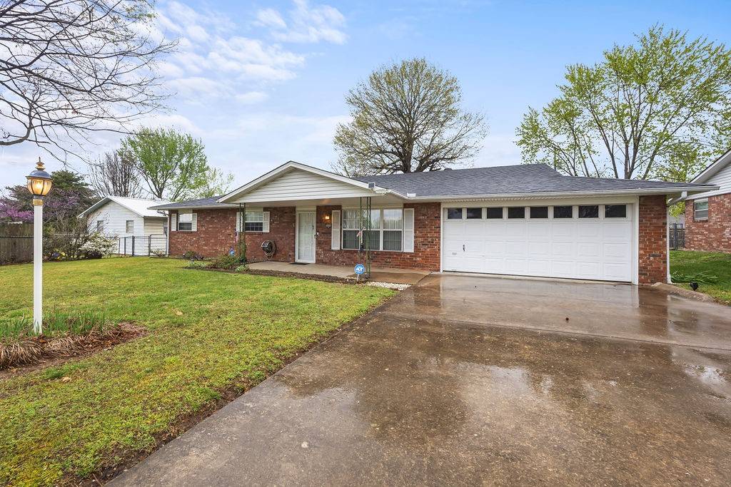 Springdale, AR 72762,3906 Chapman Ave