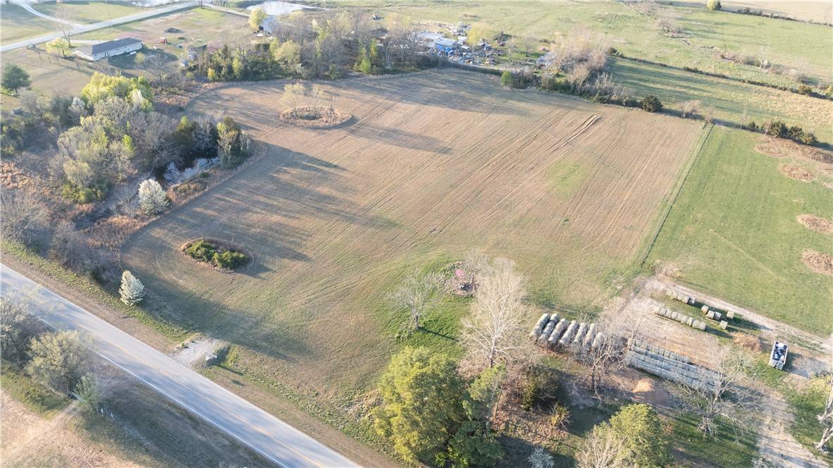 Garfield, AR 72732,13672 Highway 72