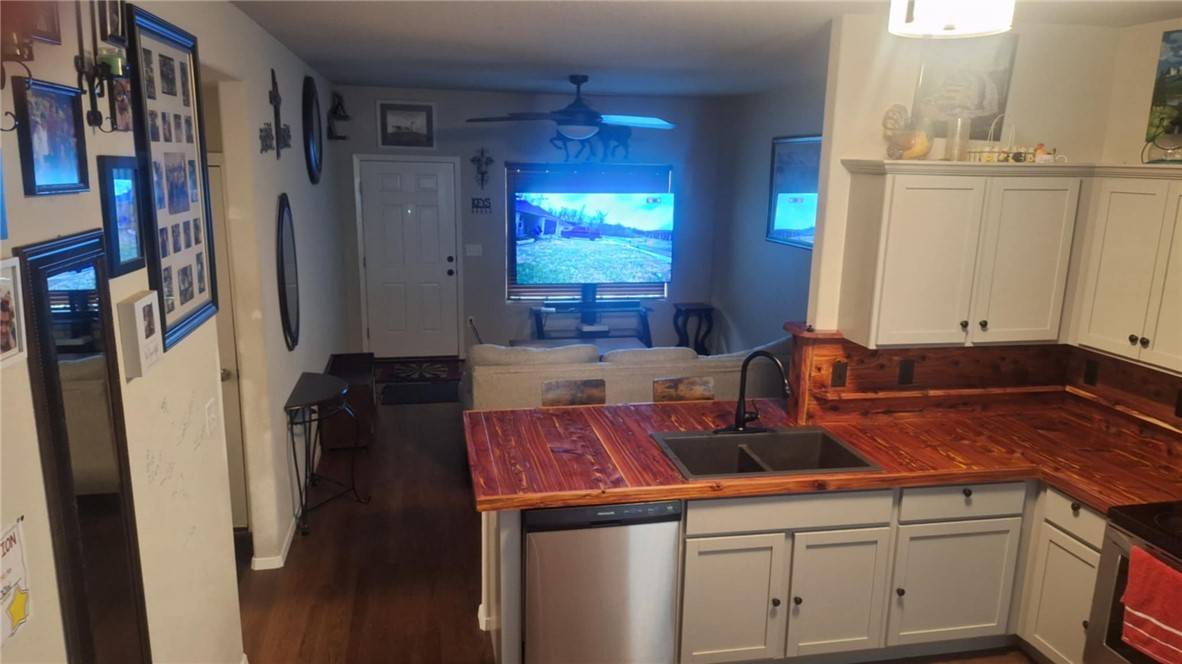 Huntsville, AR 72740,218 Cooper St