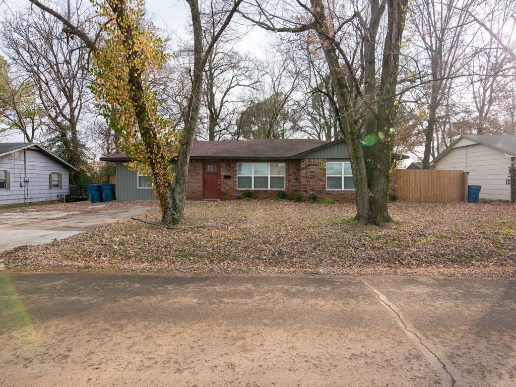 Bentonville, AR 72712,1006 SE 4th St
