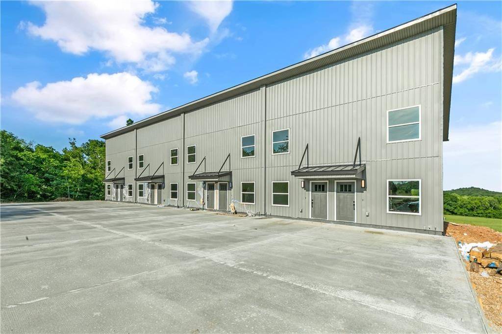 Jane, MO 64856,18398 71 Hwy #105