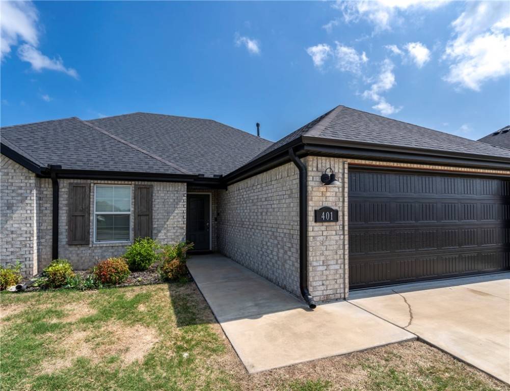 Farmington, AR 72730,401 Canada Dr