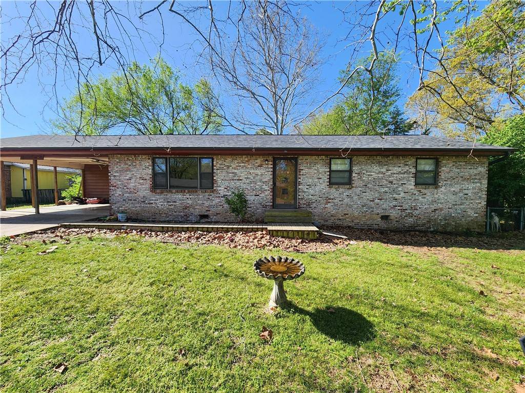 Farmington, AR 72730,165 Neal St
