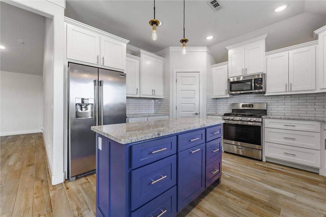 Tontitown, AR 72762,516 Brooke St