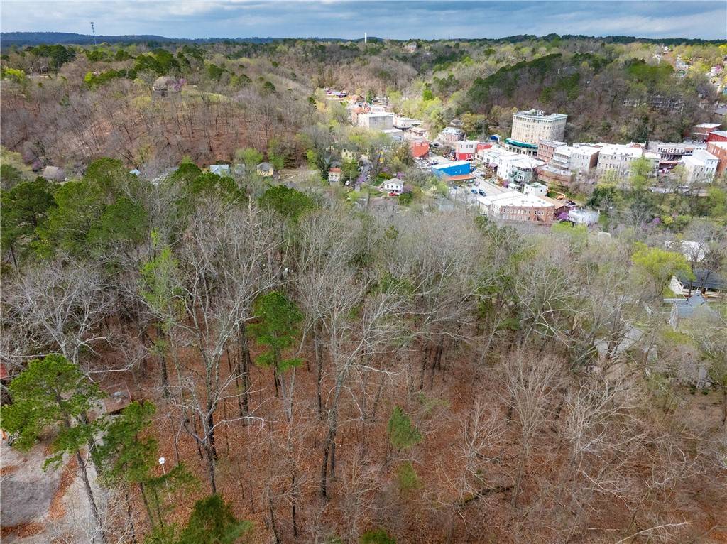 Eureka Springs, AR 72632,Carroll Ave