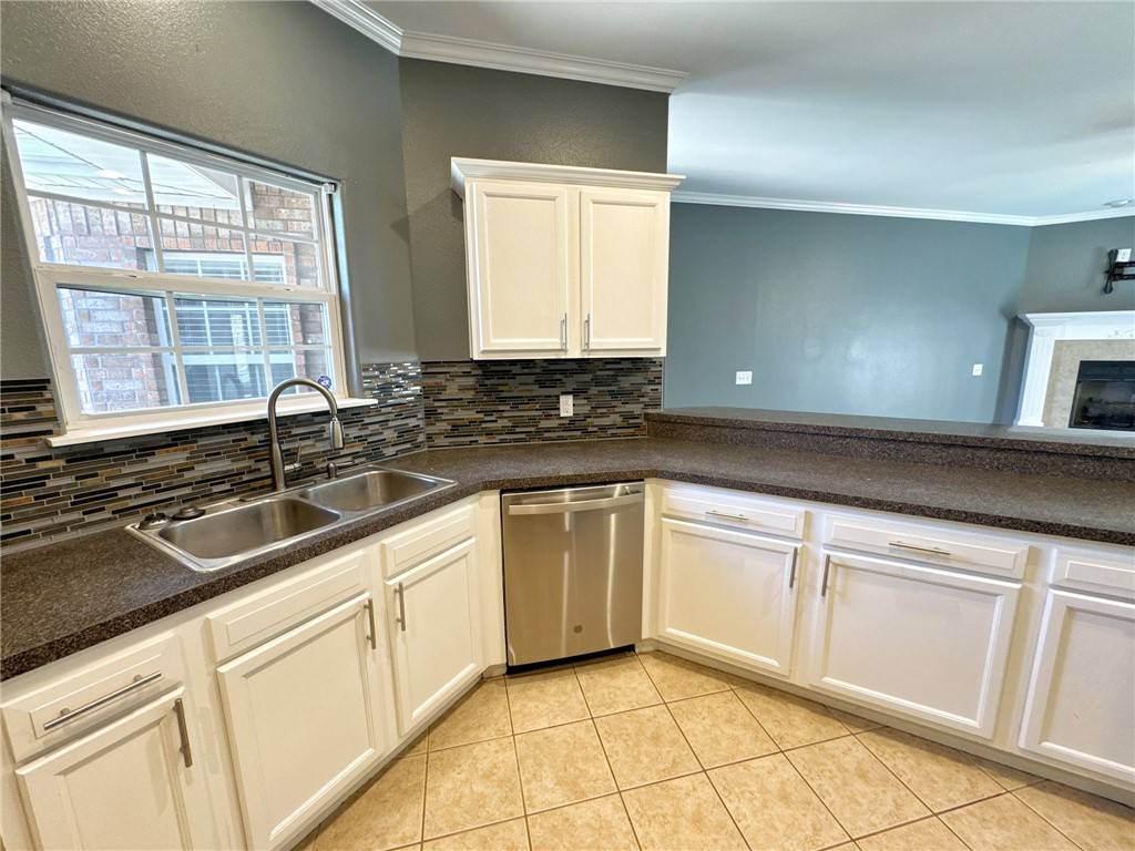 Bella Vista, AR 72715,33 Chatburn Dr