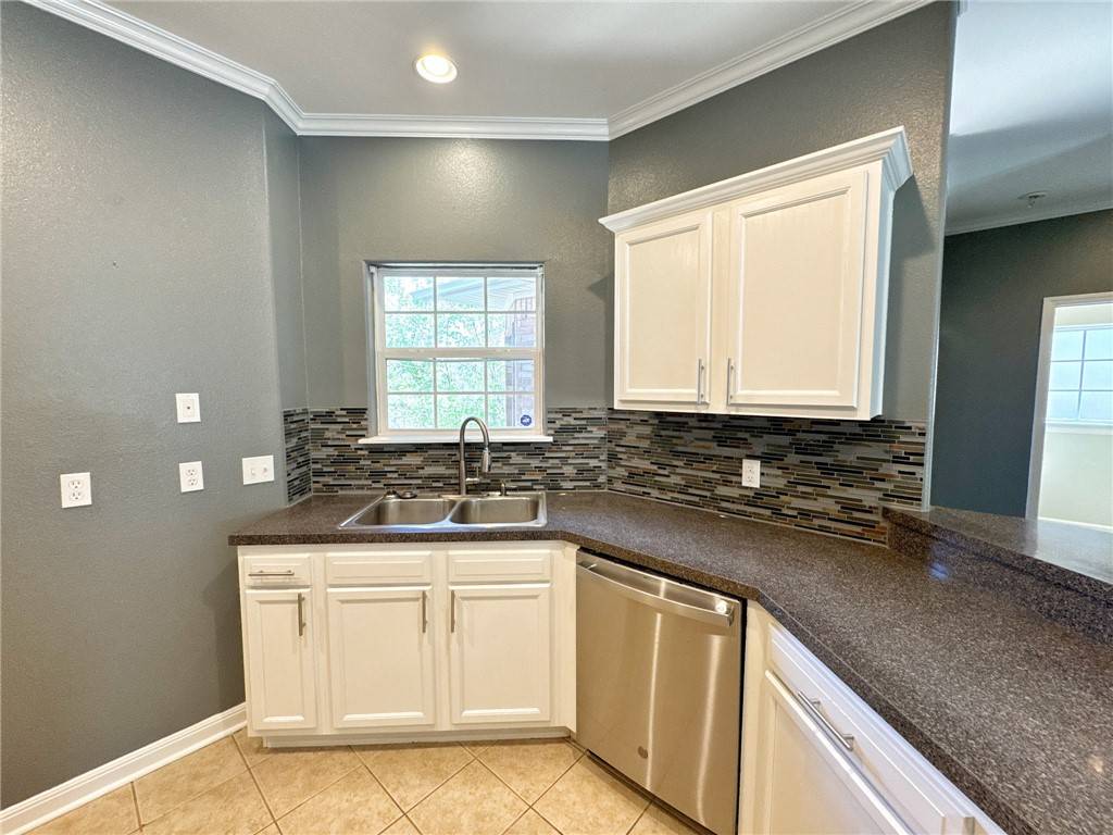 Bella Vista, AR 72715,33 Chatburn Dr