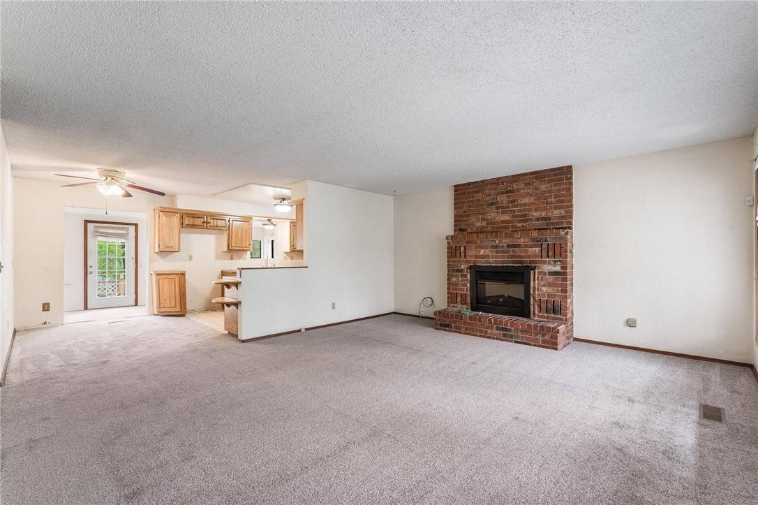 Bella Vista, AR 72714,6 Tibberton Circle Dr