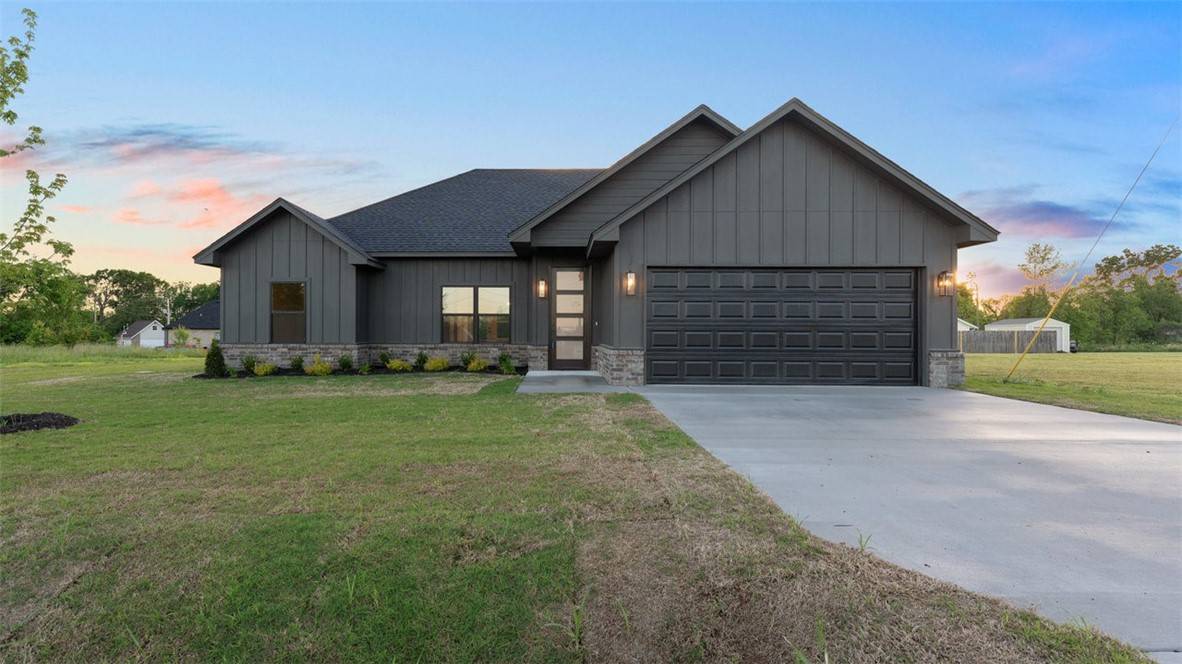 Bella Vista, AR 72715,37 Francis Dr
