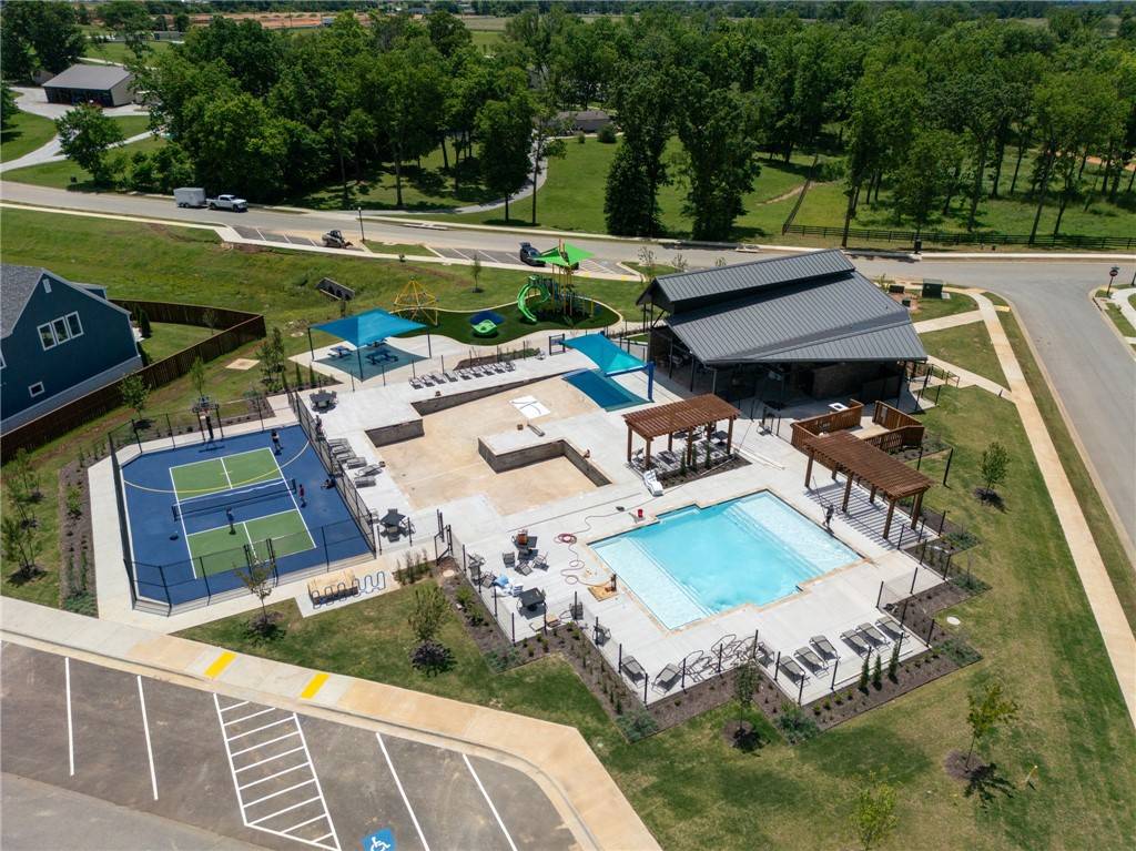 Bentonville, AR 72713,3504 SW Scoggins Rd