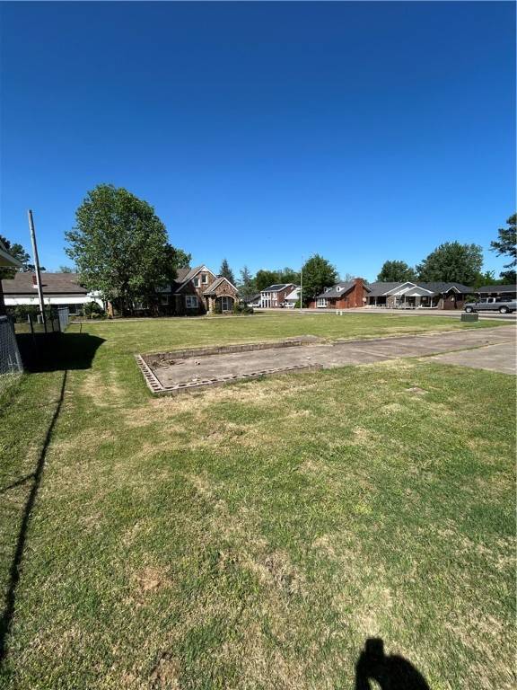 Clarksville, AR 72830,312 S Rogers St