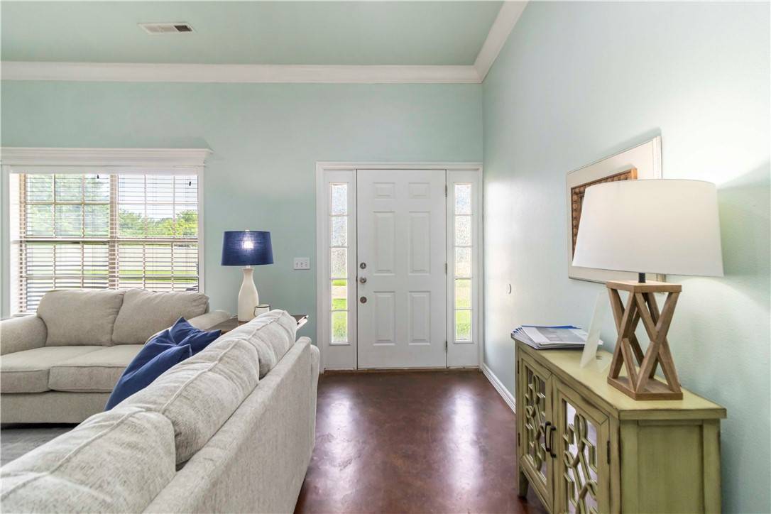 Fayetteville, AR 72701,4389 Holiday Dr