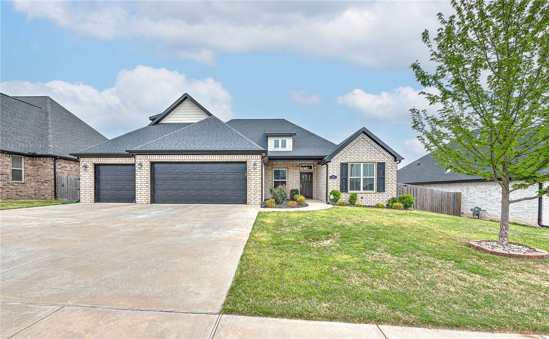 Tontitown, AR 72762,746 Saffron Ave