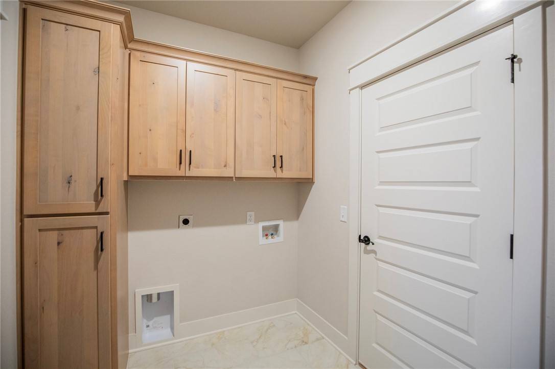 Cave Springs, AR 72718,306 Doral Dr