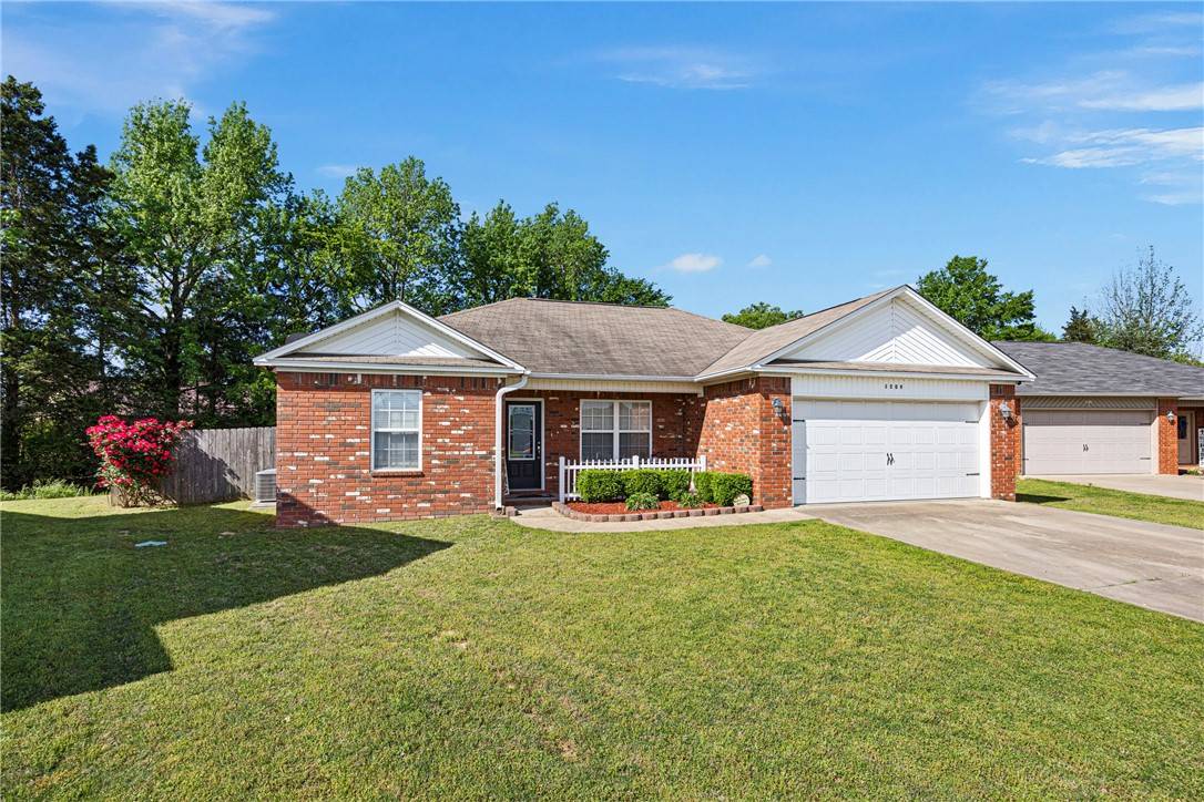 Russellville, AR 72802,1509 E 11th Cv