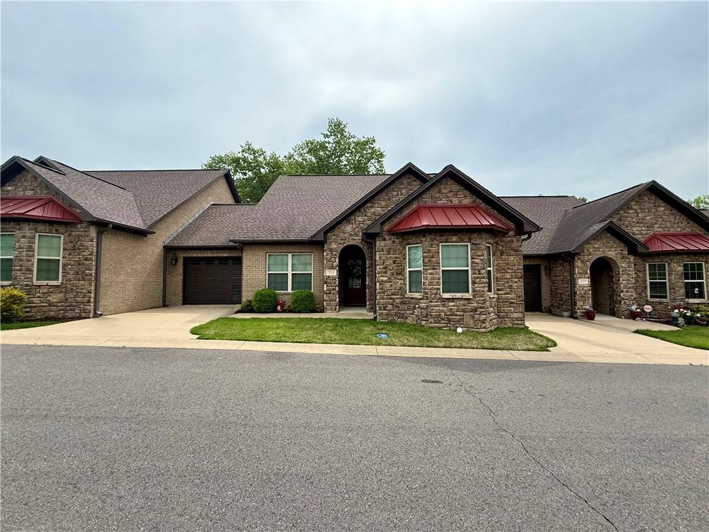 Russellville, AR 72802,213 Cobblestone Ct