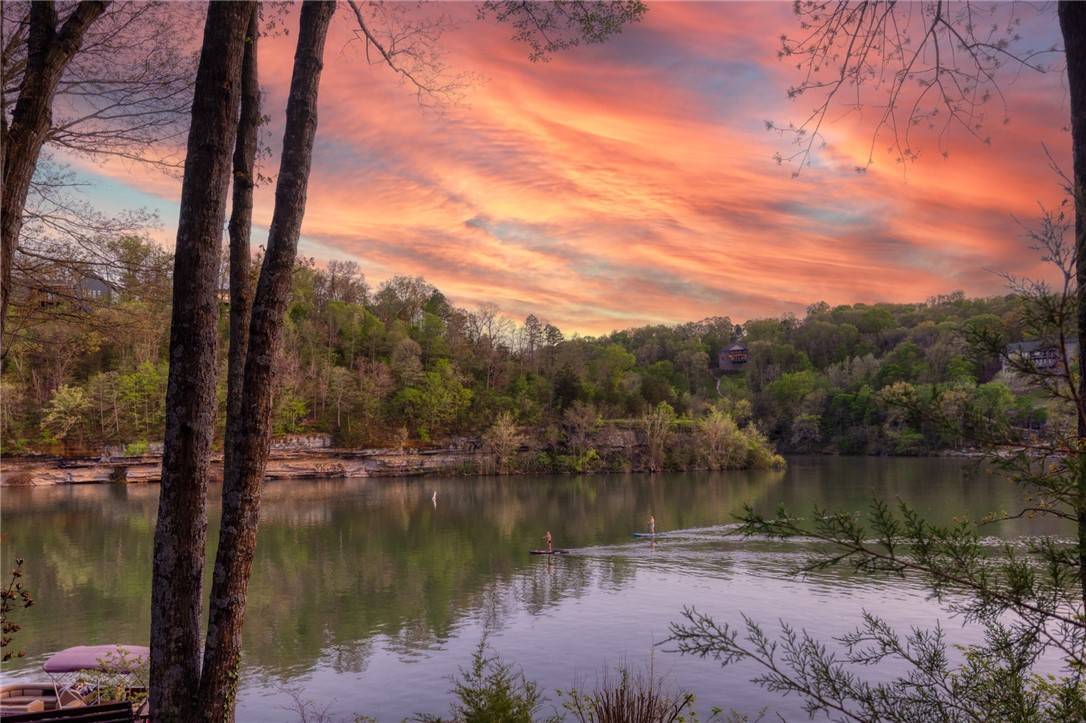 Bella Vista, AR 72714,2 Castleford Dr