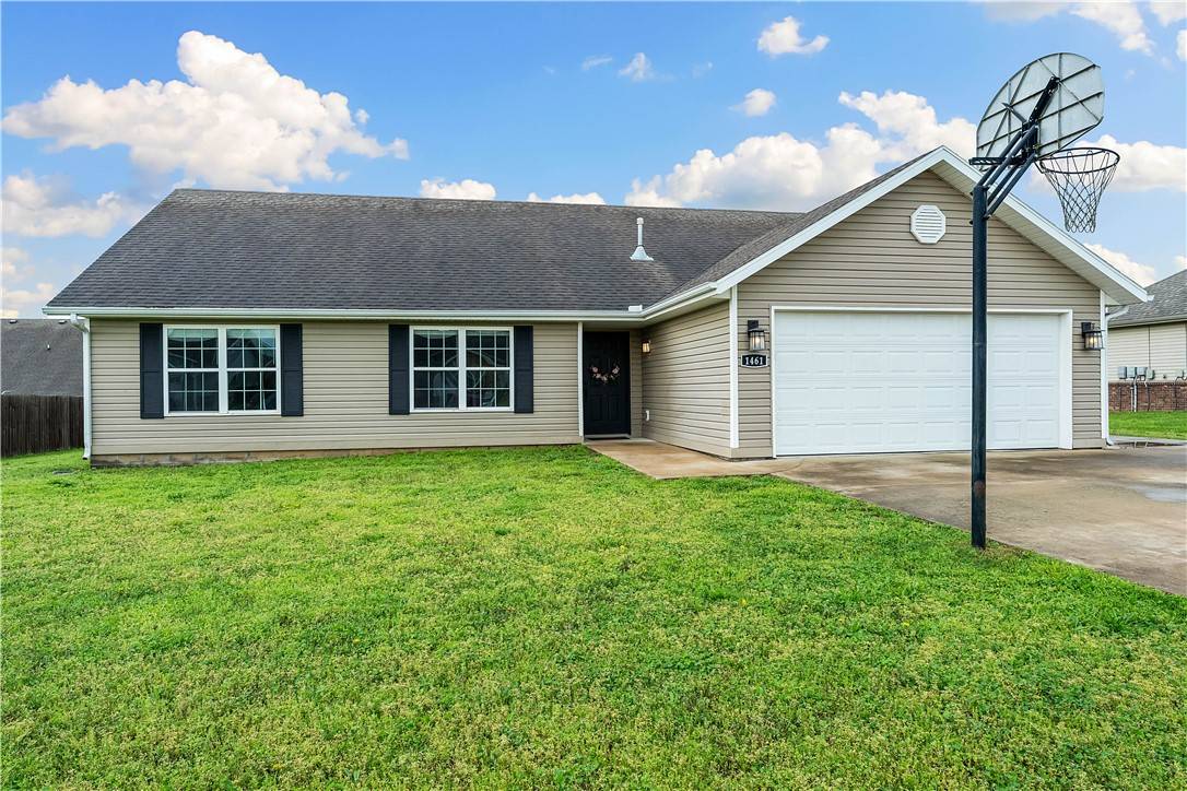 Prairie Grove, AR 72753,1461 General Parson Dr