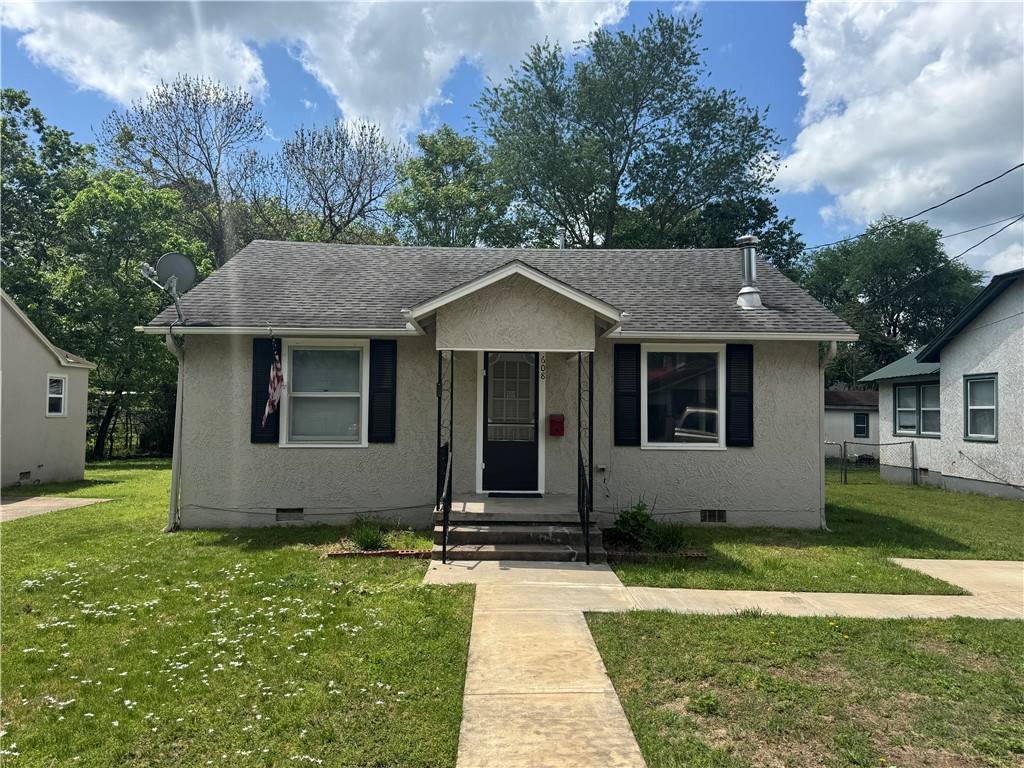 Siloam Springs, AR 72761,608 S Maxwell St