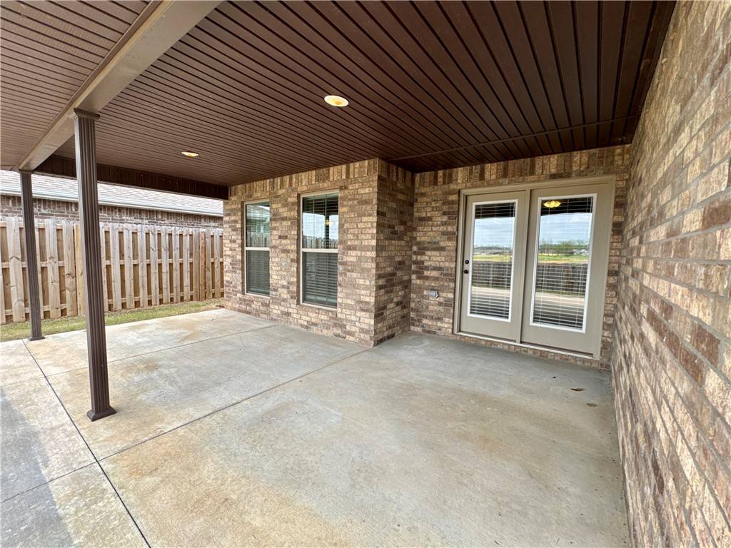 Bentonville, AR 72713,626 NW 62nd Ave