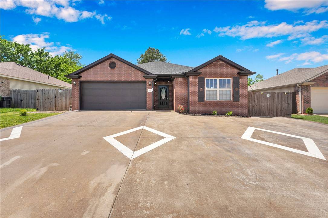 Rogers, AR 72756,1300 N 31st St