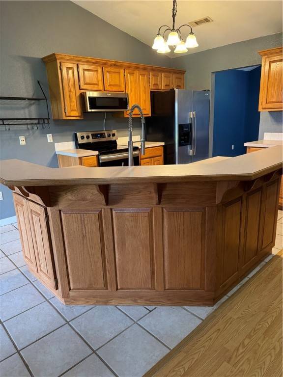 Gravette, AR 72736,703 SW 6th Ave