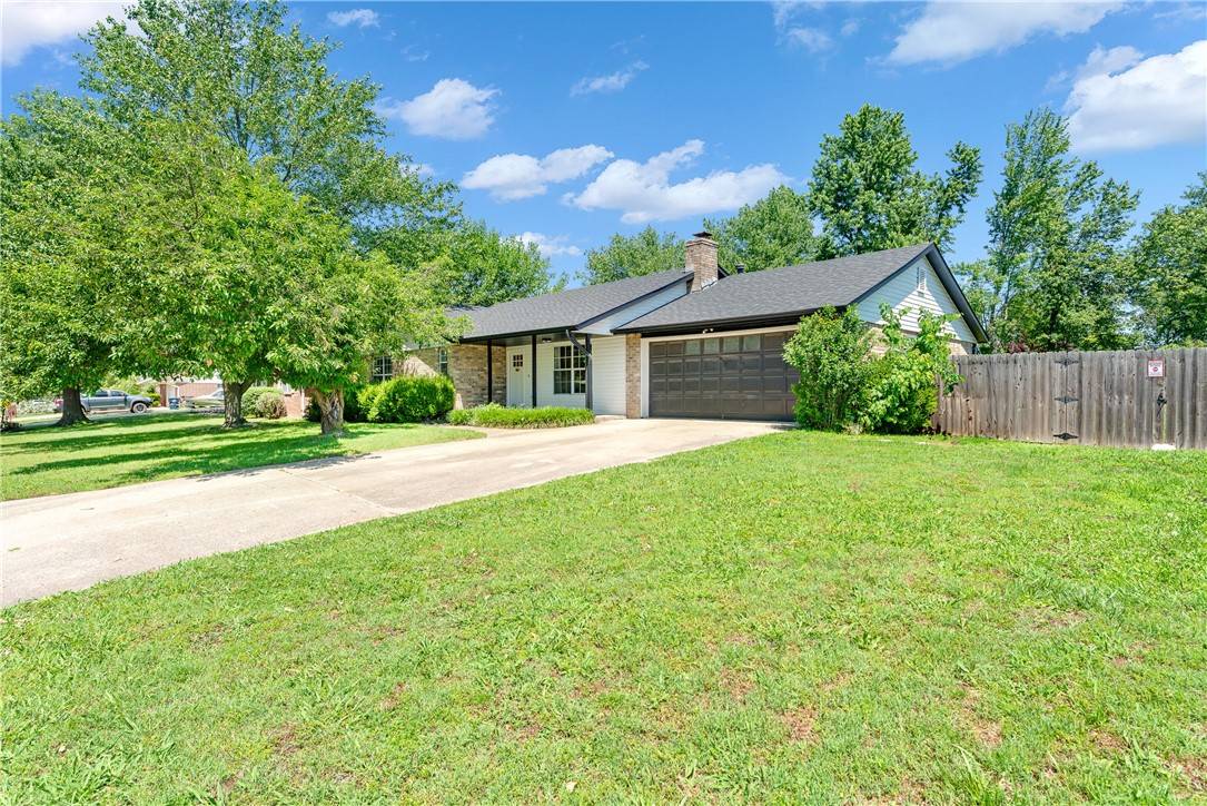 Rogers, AR 72758,1103 W Cottonwood St