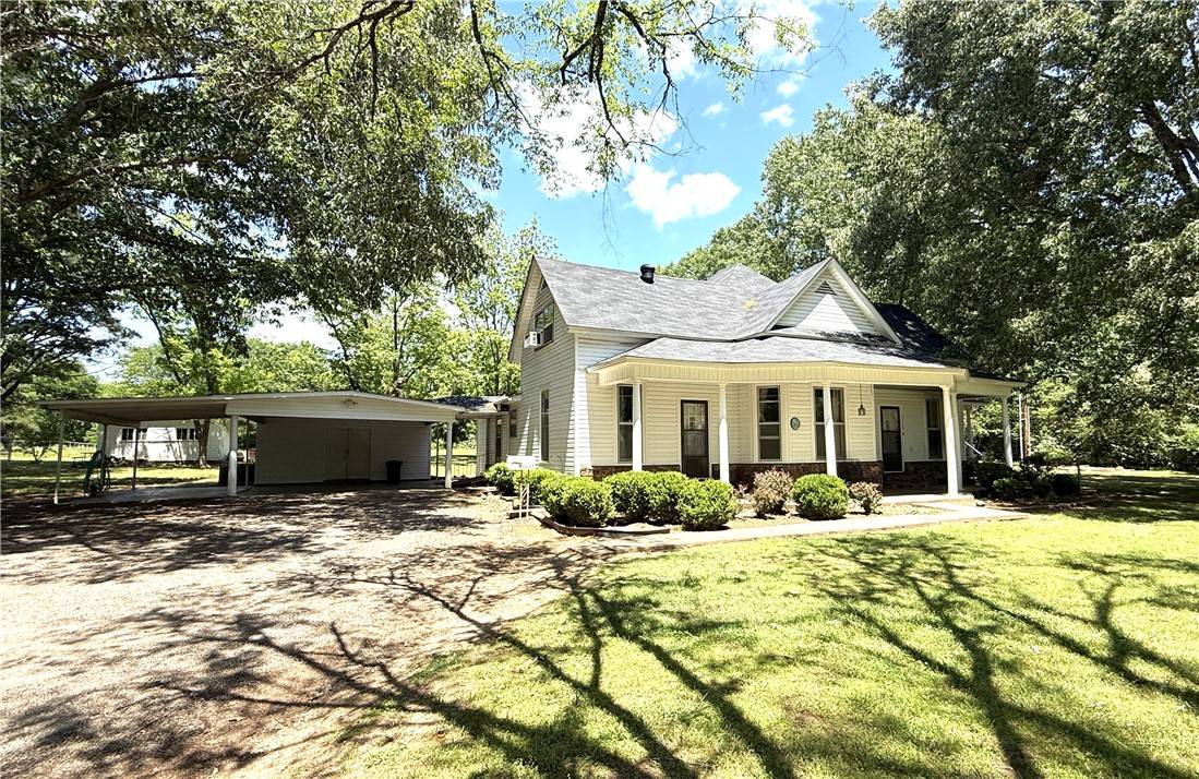Atkins, AR 72823,1113 Oakland Rd