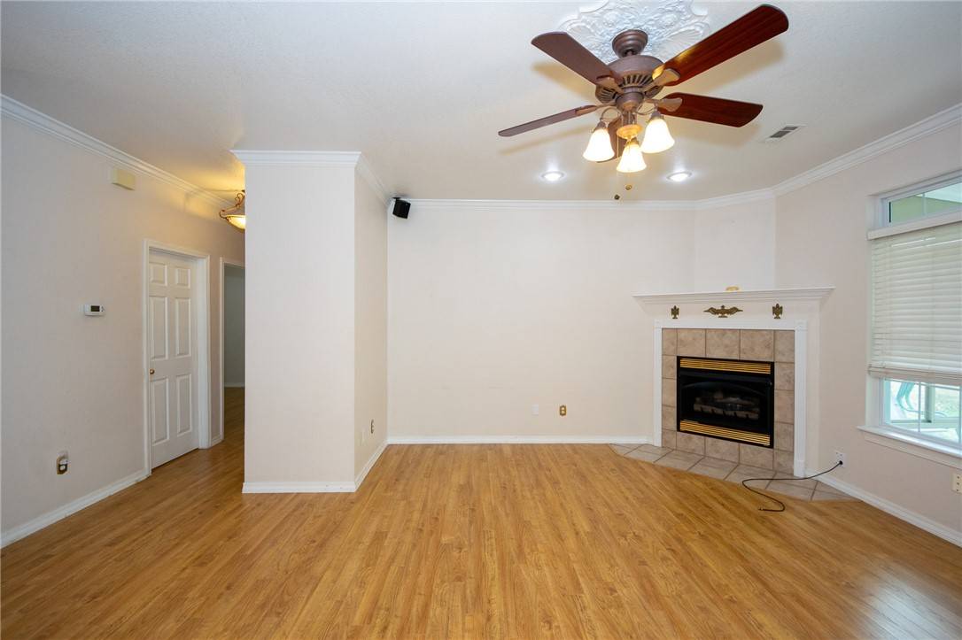 Farmington, AR 72730,296 W Countryside Dr