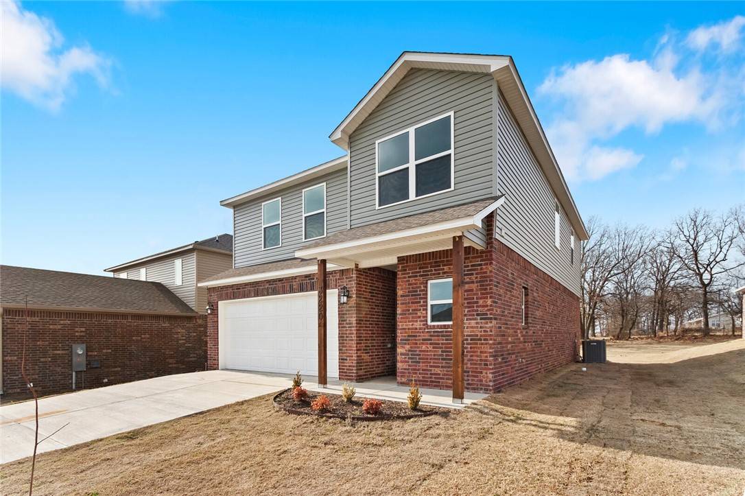 Farmington, AR 72730,3220 Red Tail Way