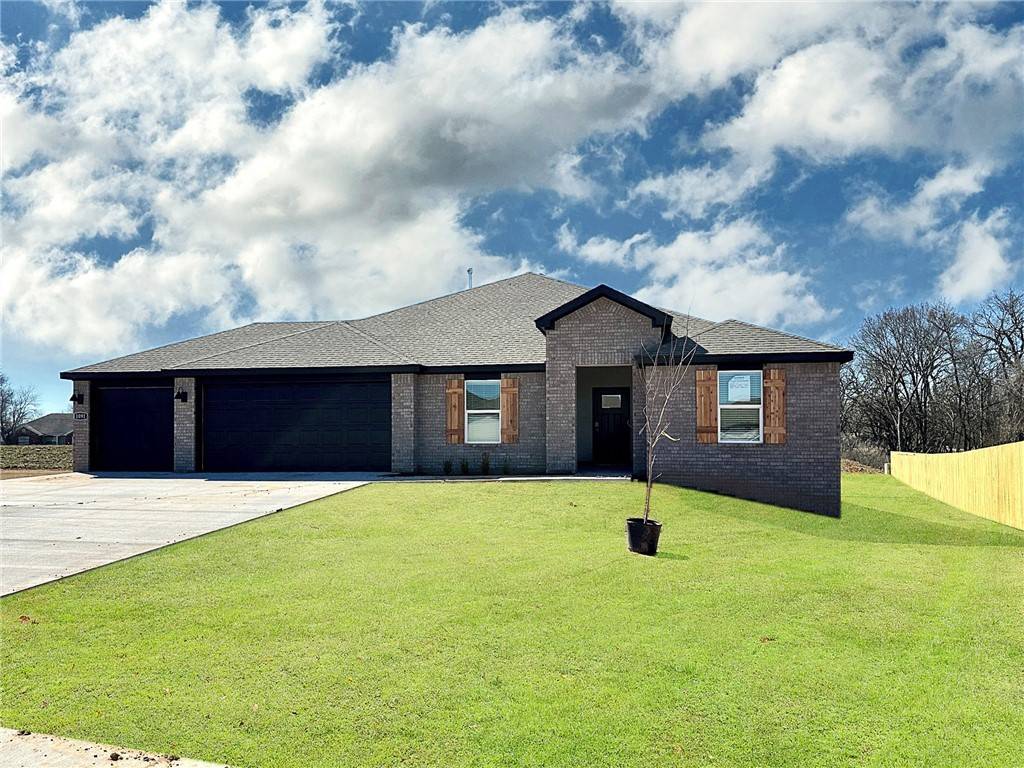 Prairie Grove, AR 72753,1042 Vista Ave
