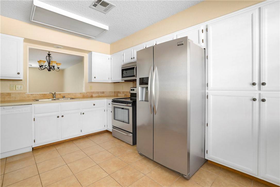 Bella Vista, AR 72714,2 Eleanor Ln