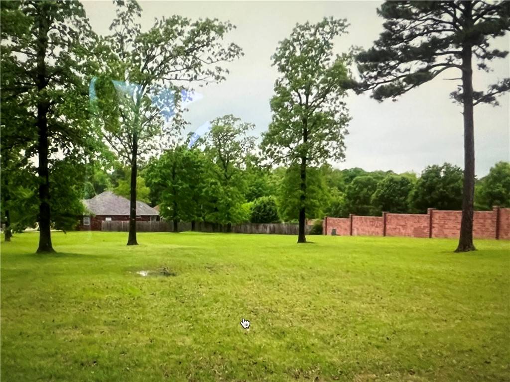 Holiday Island, AR 72631,9 W Bluff Ln
